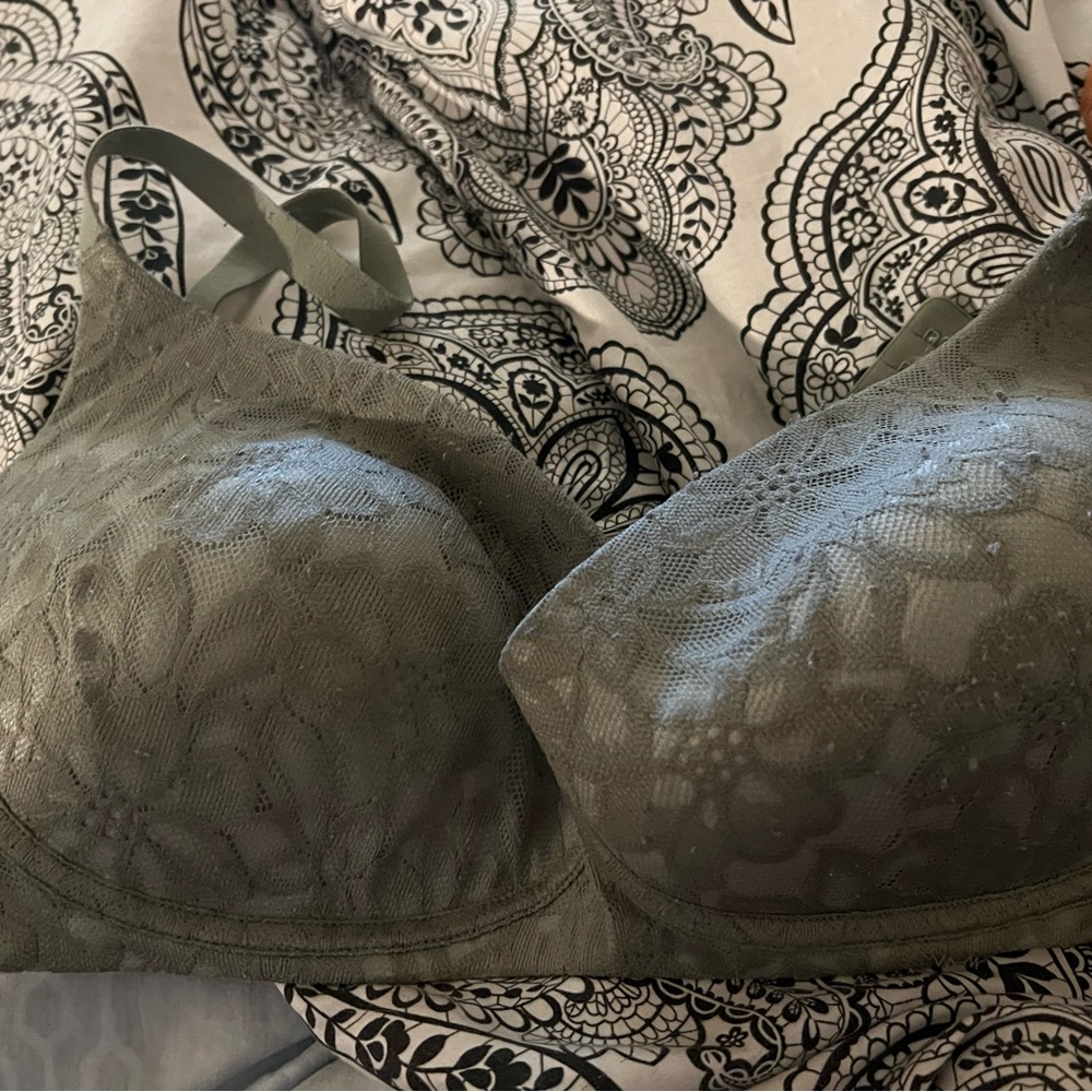 Bra